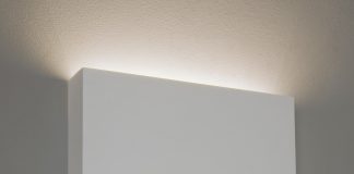 Une applique murale LED décorative